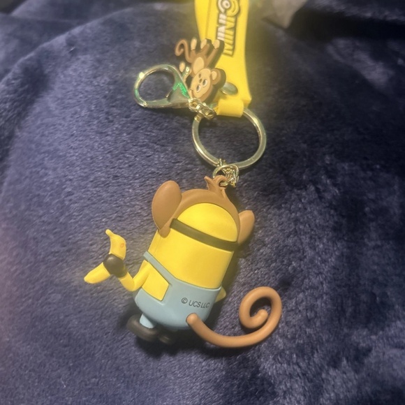 Minions monkey Keychain - Picture 2 of 2